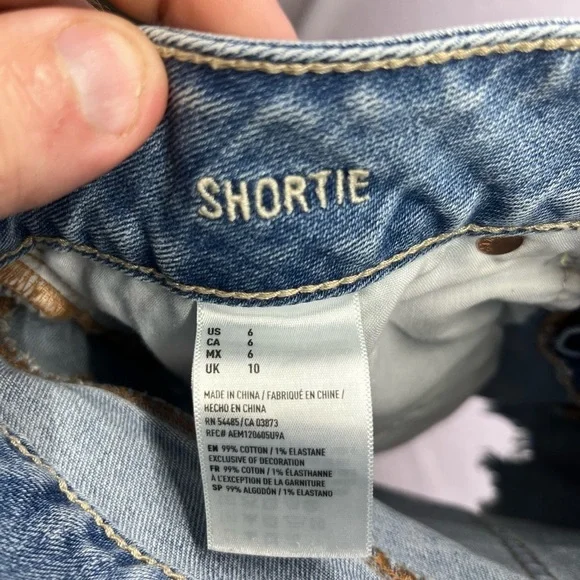 American Eagle Distressed Shortie Shorts Womens 6 Stretch Blue Denim Cute 2367 - Picture 3 of 8